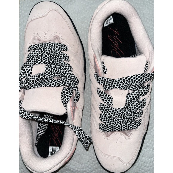 Air Jordan  US 10.5 Men's Pink/Black/Gum Atmoshphere Nike Session - IB3731 600 - Picture 4 of 5